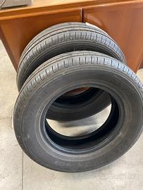 Pirelli 215 70 16 pneumatici