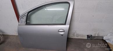 Aygo porteria ant. sx (lato guida)