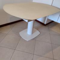 Tavolo da soggiorno o da esterno