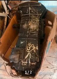 Cambio e specchietti retrovisori Alfa Romeo F12