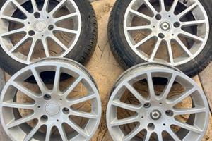 4 cerchi raggio 15 smart fortwo 3 fori