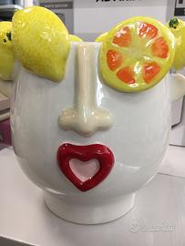 Vaso in ceramica bianca