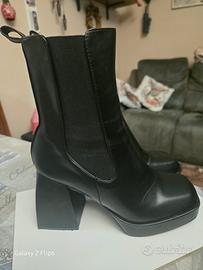 stivaletti donna neri