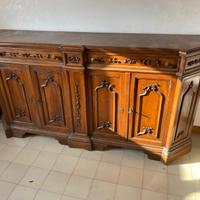 Credenza antica in noce stile neorinascimentale