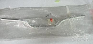 Manubrio aprilia sxv-rxv 450-550 originale