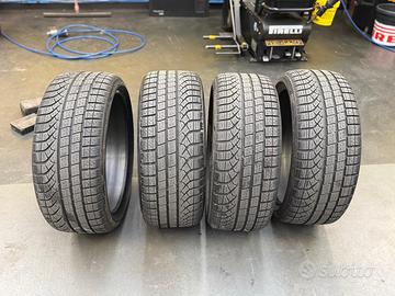 4 Pneumatici invernali Pirelli come nuovi