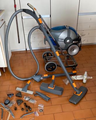 Aspirapolvere e macchina vapore professionale