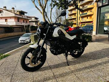 BENELLI Leoncino 125