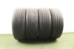Gomme Pirelli Scorpion 235 55 18 estate