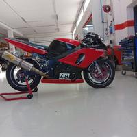 Suzuki gsx r 600 pista