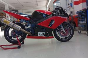 Suzuki gsx r 600 pista