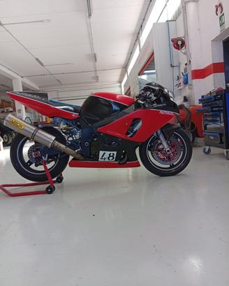 Suzuki gsx r 600 pista