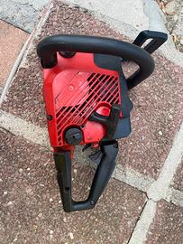 Motosega jonsered