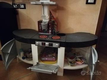 CUCINETTA PER BAMBINA/NO CON TANTISSIMI ACCESSORI 