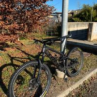 Trek Slash 9.8 da 29 + upgrade taglia L