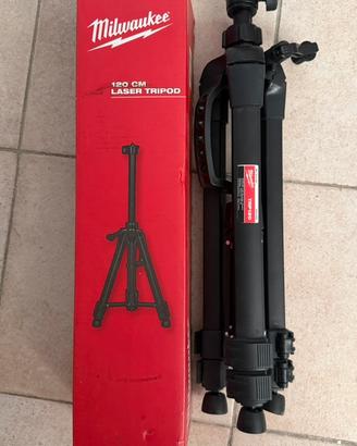 Milwaukee 120cm Laser Tripod