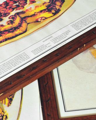 Tre quadri con stampe di torte con ricetta