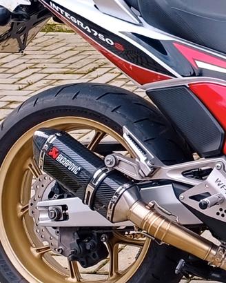 SCARICO HINDA INTEGRA 750  AKRAPOVIC CARBONIO 