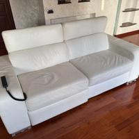 SET 2 DIVANI DA 2 E 3 POSTI IN PELLE!!