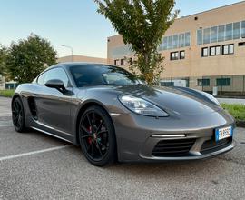 Porsche 718 cayman S