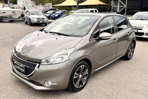 Peugeot 208 1.4 HDi 68 CV 5 porte Allure