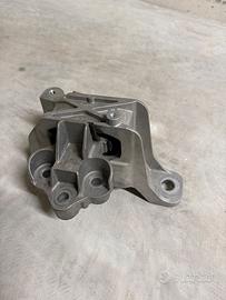 Supporto motore Ford Focus 1.0 Ecoboost manuale