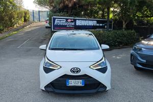 Toyota Aygo Connect 1.0 VVT-i 72 CV 5 porte