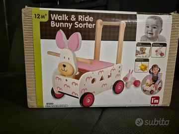 Carretto primi passi in legno cavalcabile