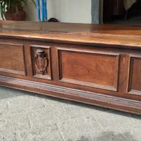 cassapanca fine 600 noce con stemma torre