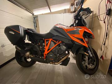 KTM Super Duke GT 1290