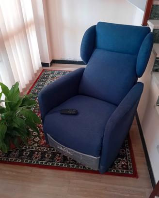 Poltrona elettrica per anziani