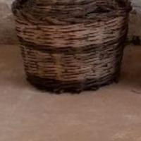 damigiana antica  con cesto