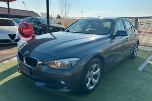 BMW 320 D*BERLINA*LUXURY*NAVI*PELLE*PDC*BLUETOOTH*