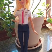Barbie pilota