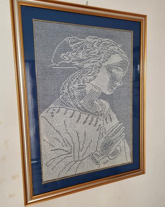 Quadro di Madonna ad uncinetto
