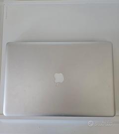 MacBook Pro 17” (2011) - Intel i7