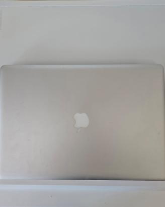 MacBook Pro 17” (2011) - Intel i7