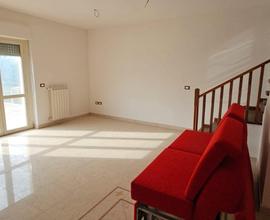 Lanciano via per treglio duplex 75mq e giardino