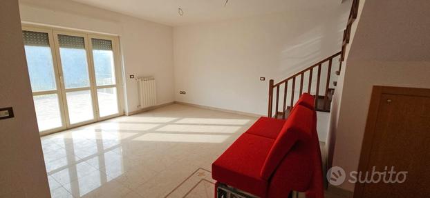 Lanciano via per treglio duplex 75mq e giardino