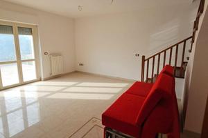 Lanciano via per treglio duplex 80 mq e giardino