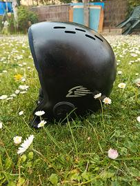 Casco Gath tg. L kitesurf surf wing 