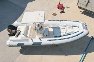 GOMMONE BWA 650 TTOP con MERCURY 4T 115