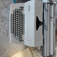 Macchina da scrivere vintage facid