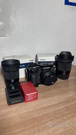 Fuji X-S10 + 3 obiettivi + monitor + cage