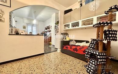 Appartamento a Genova Via Domenico Oliva 3 locali