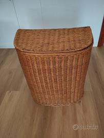 Cesta in vimini con coperchio