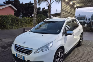 Peugeot 2008 BlueHDi 100 S&S Allure