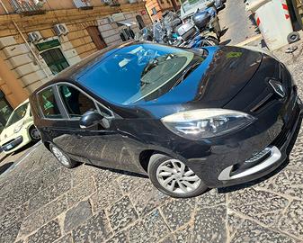 Renault Scenic xmod 1.5 tci