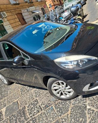 Renault Scenic xmod 1.5 tci