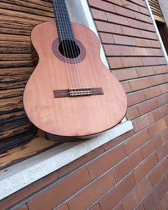 chitarra YAMAHA C40 come nuova, bella bella "A"